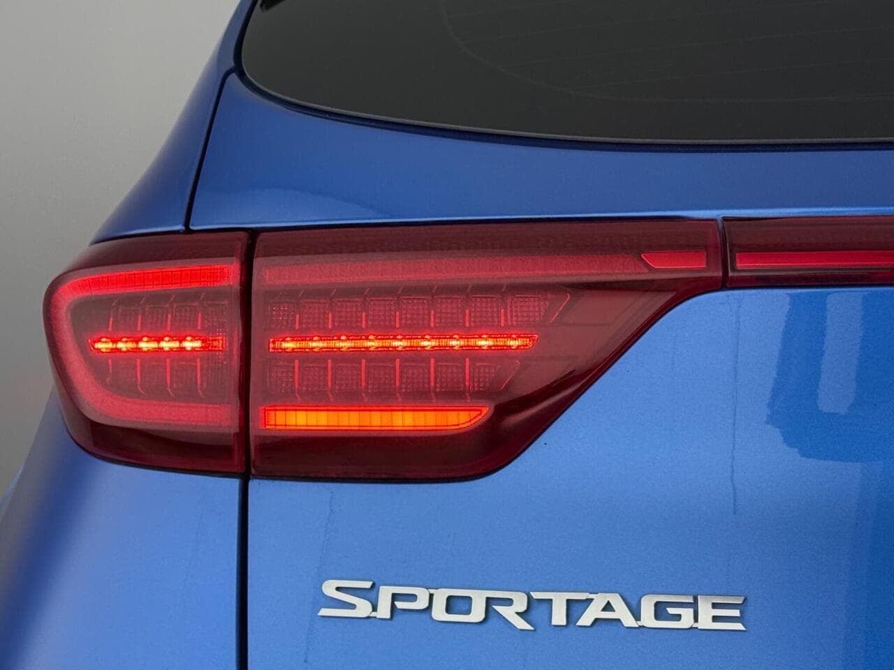 Kia Sportage thumbnail Lights Rear