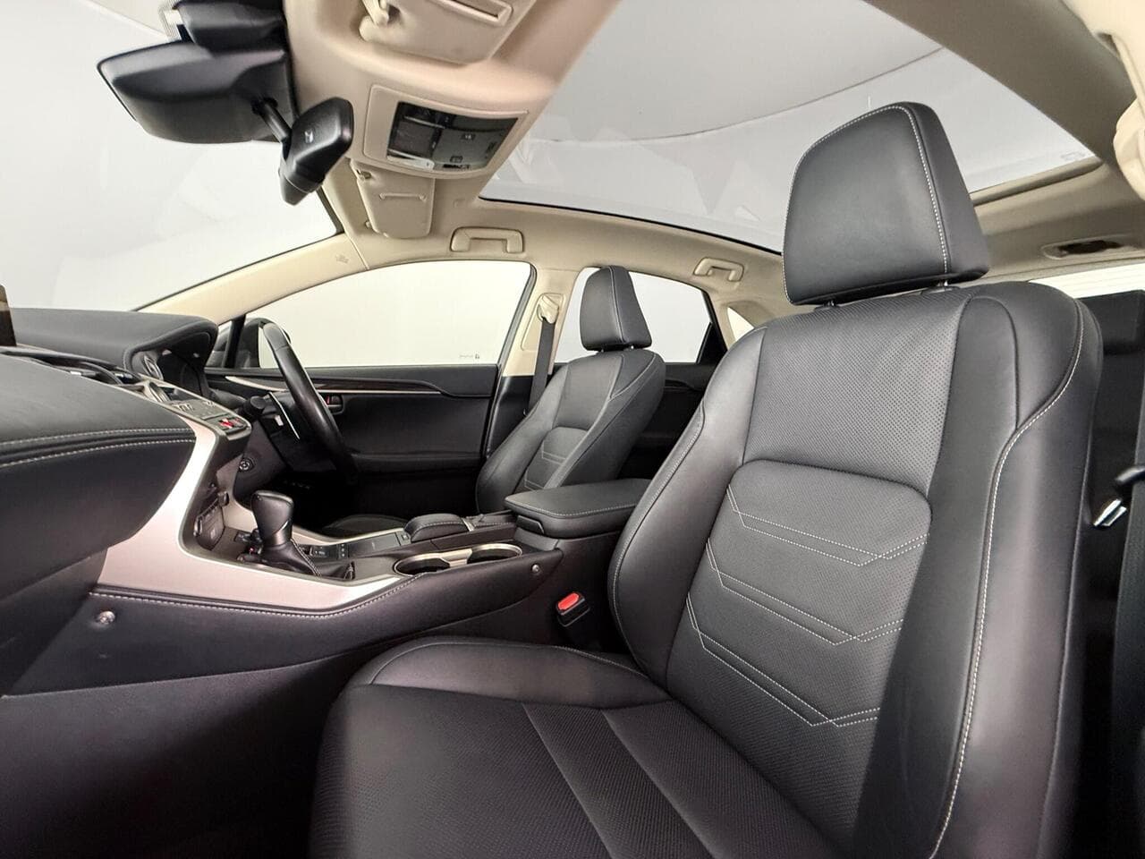 Lexus NX thumbnail Seat Front Passenger