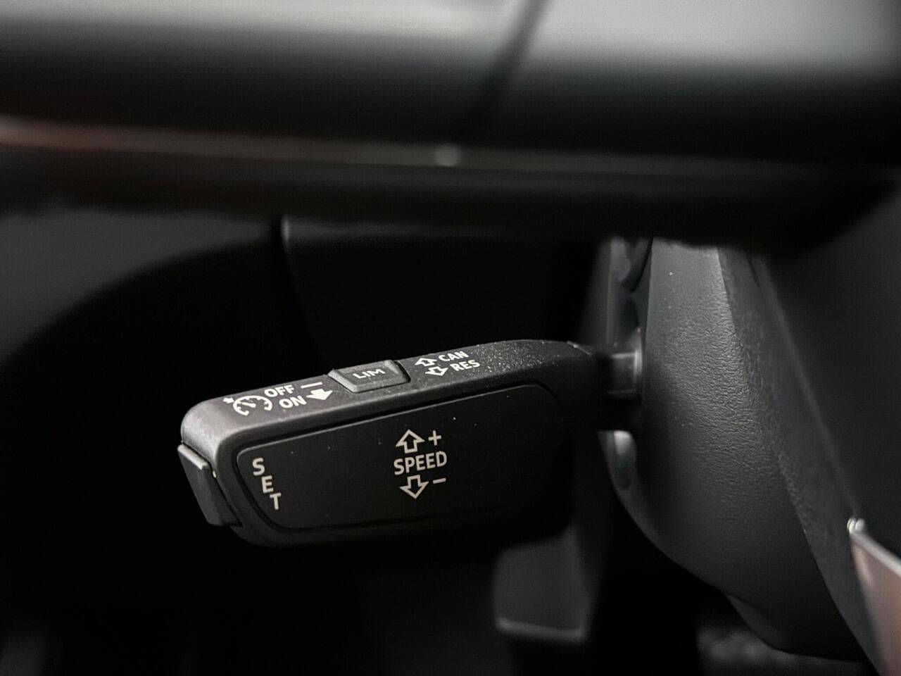 Audi Q5 thumbnail Misc Controls