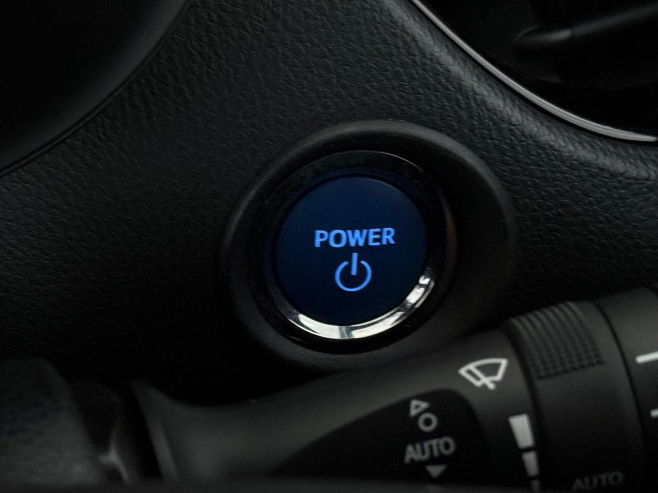Toyota C-HR thumbnail Misc Controls