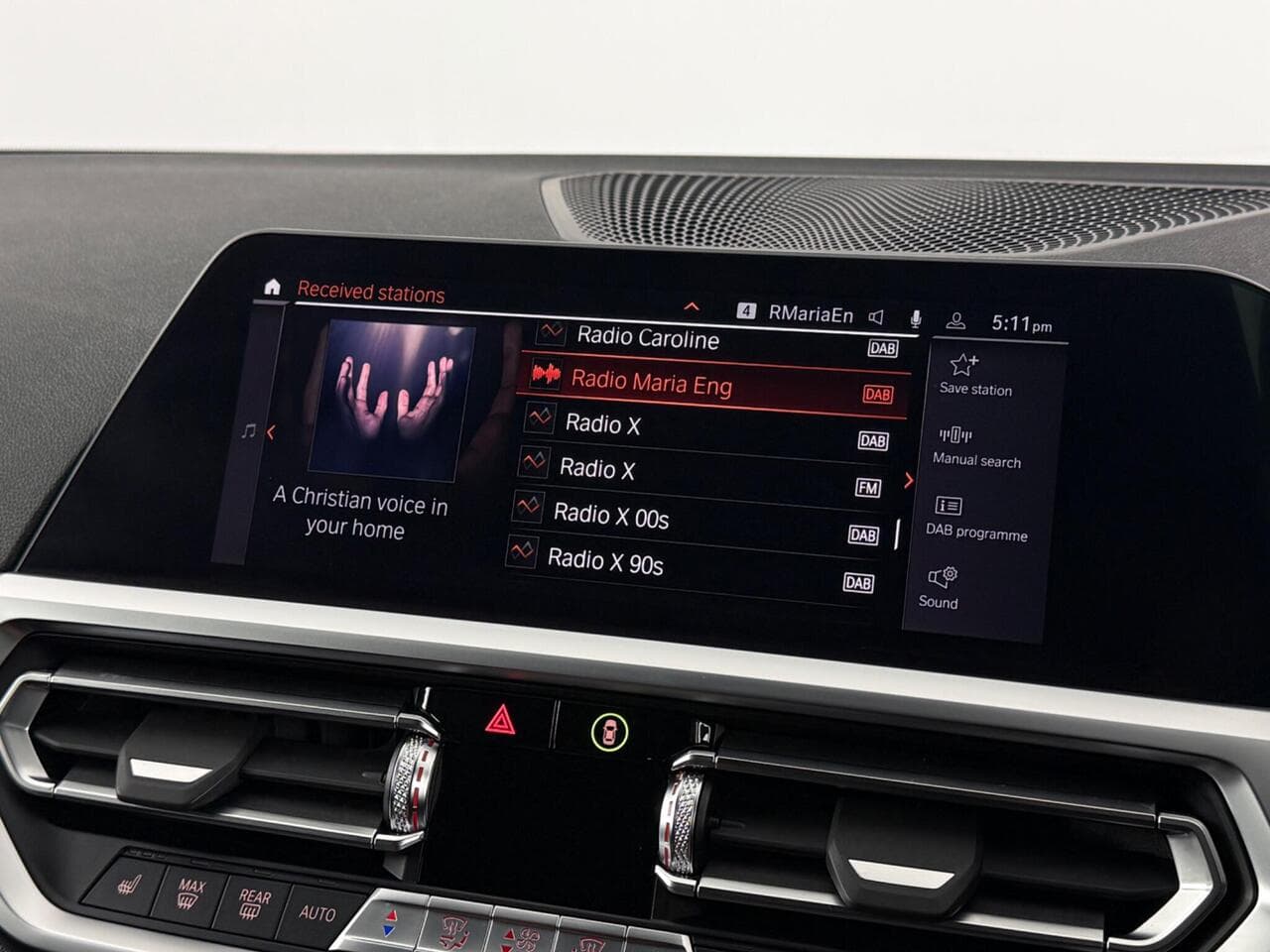BMW 3 Series thumbnail Infotainment System