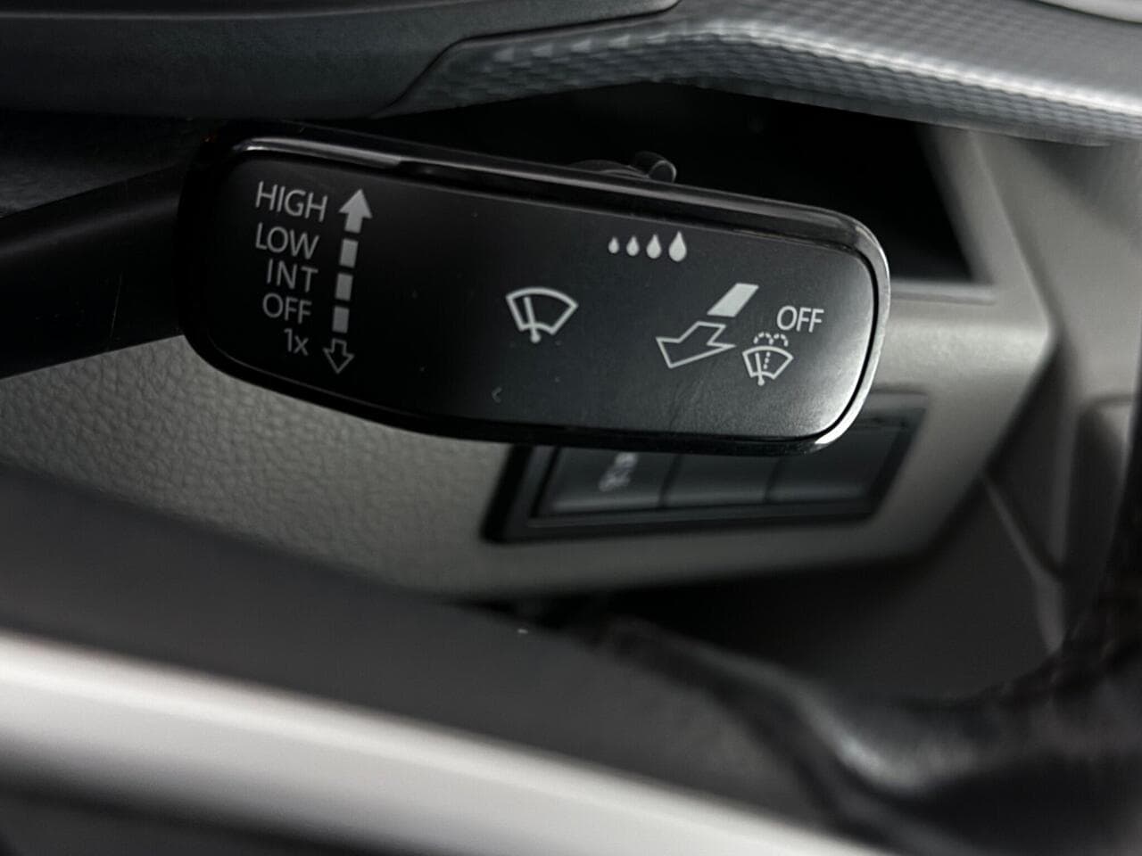 Volkswagen Transporter thumbnail Misc Controls