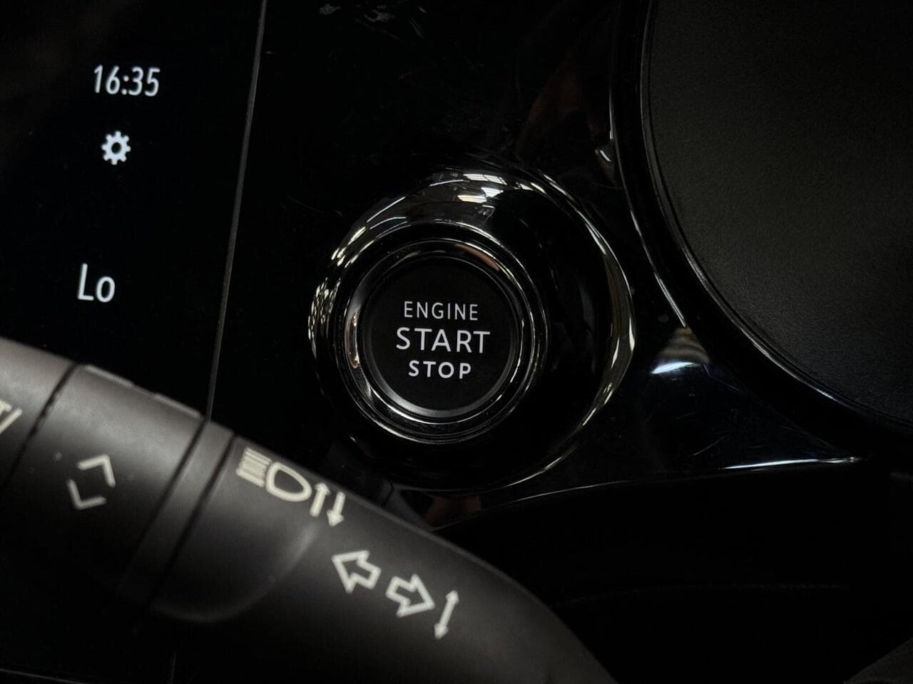 Vauxhall Corsa thumbnail Misc Controls