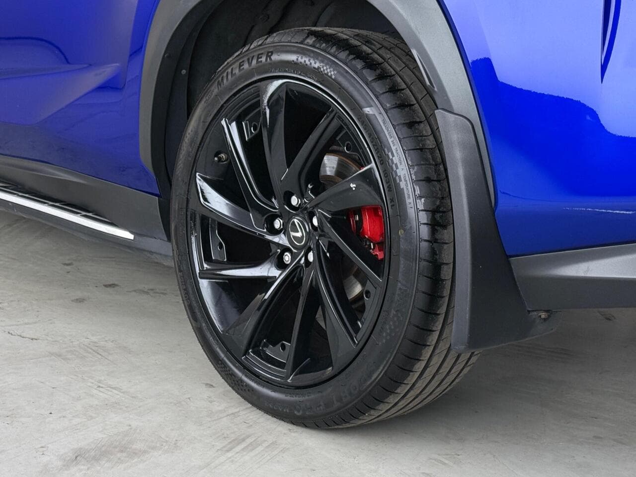 Lexus NX thumbnail Wheel
