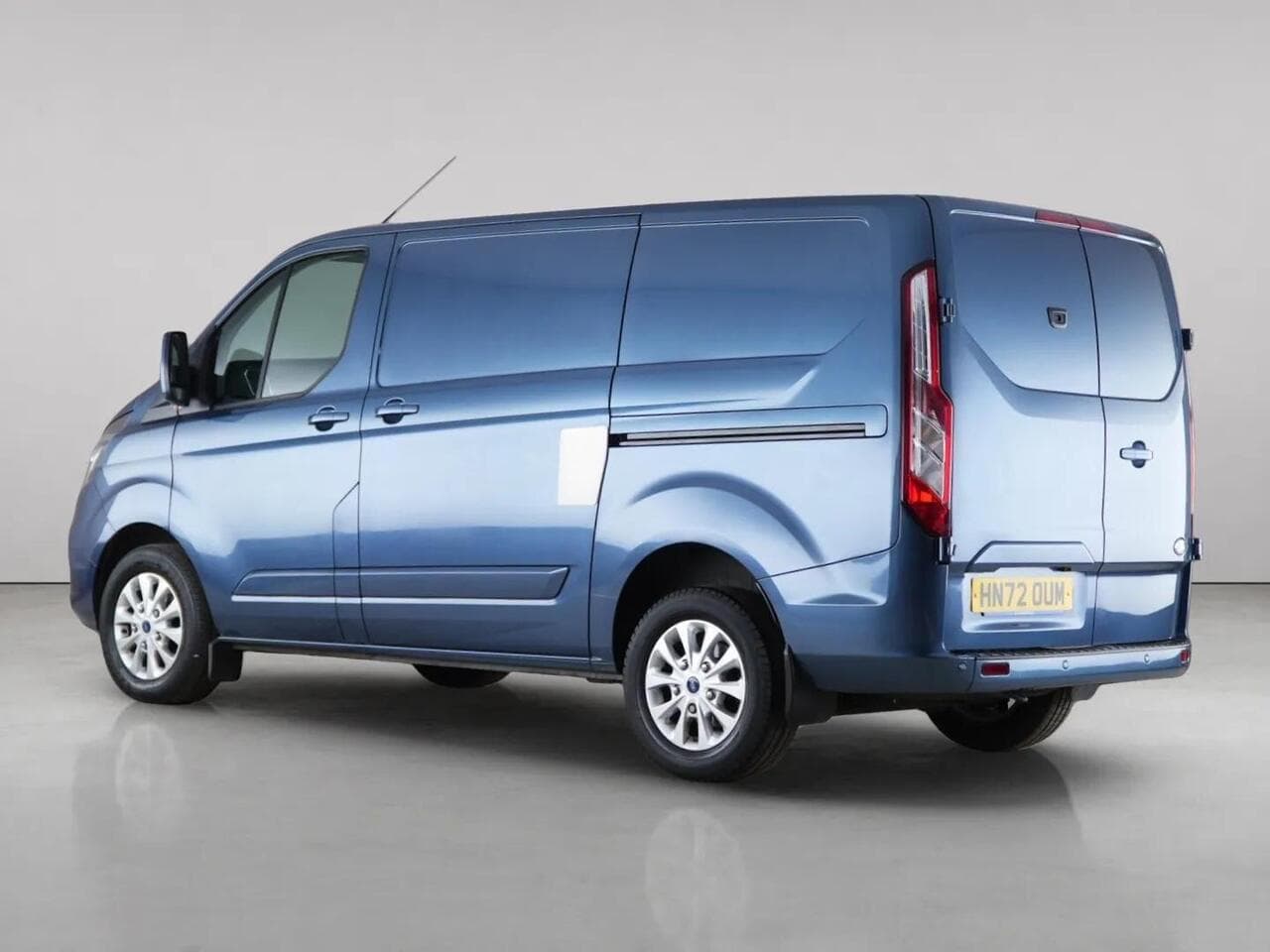 Ford Transit Custom thumbnail Rear Left
