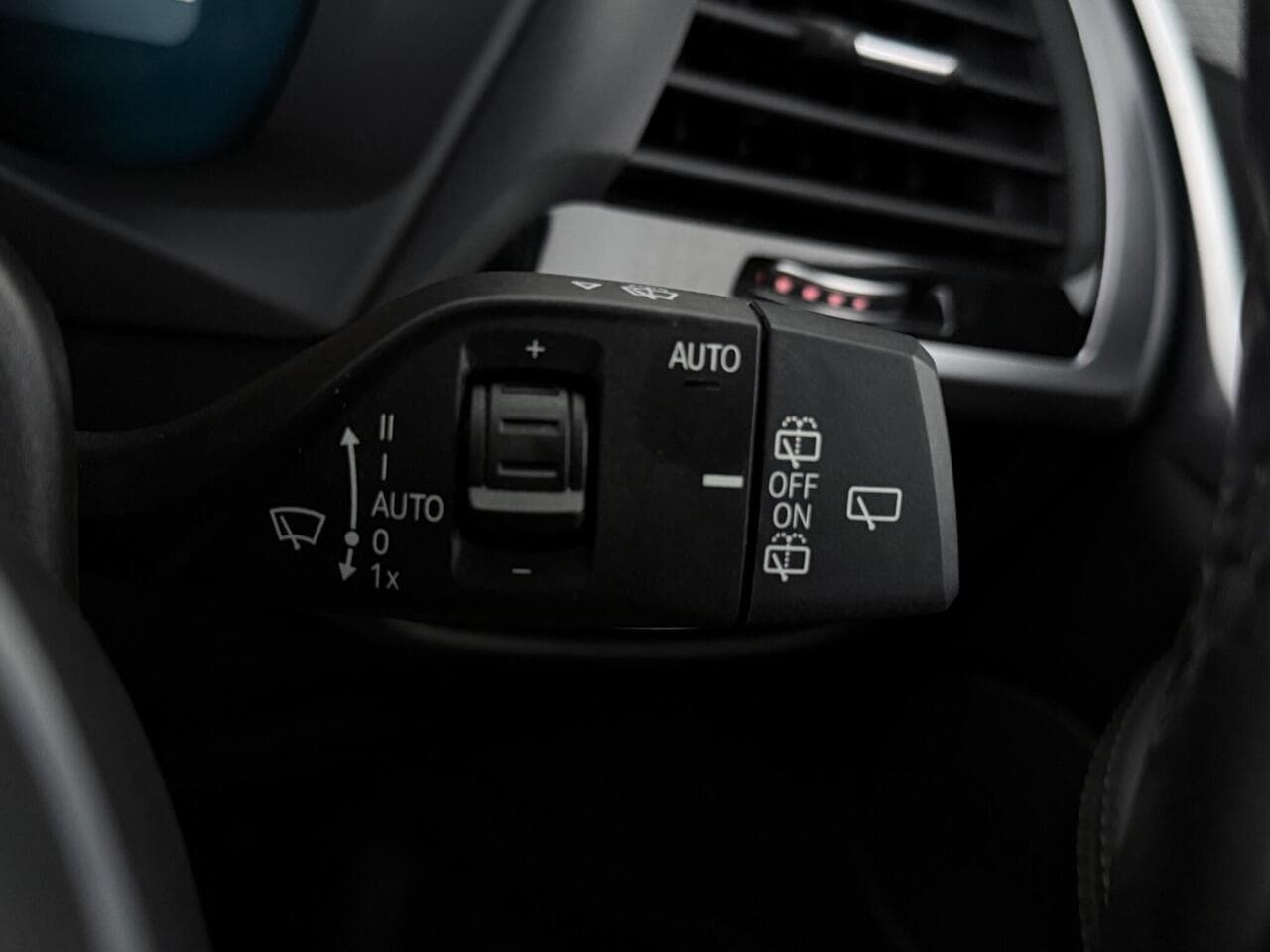 BMW X3 thumbnail Misc Controls
