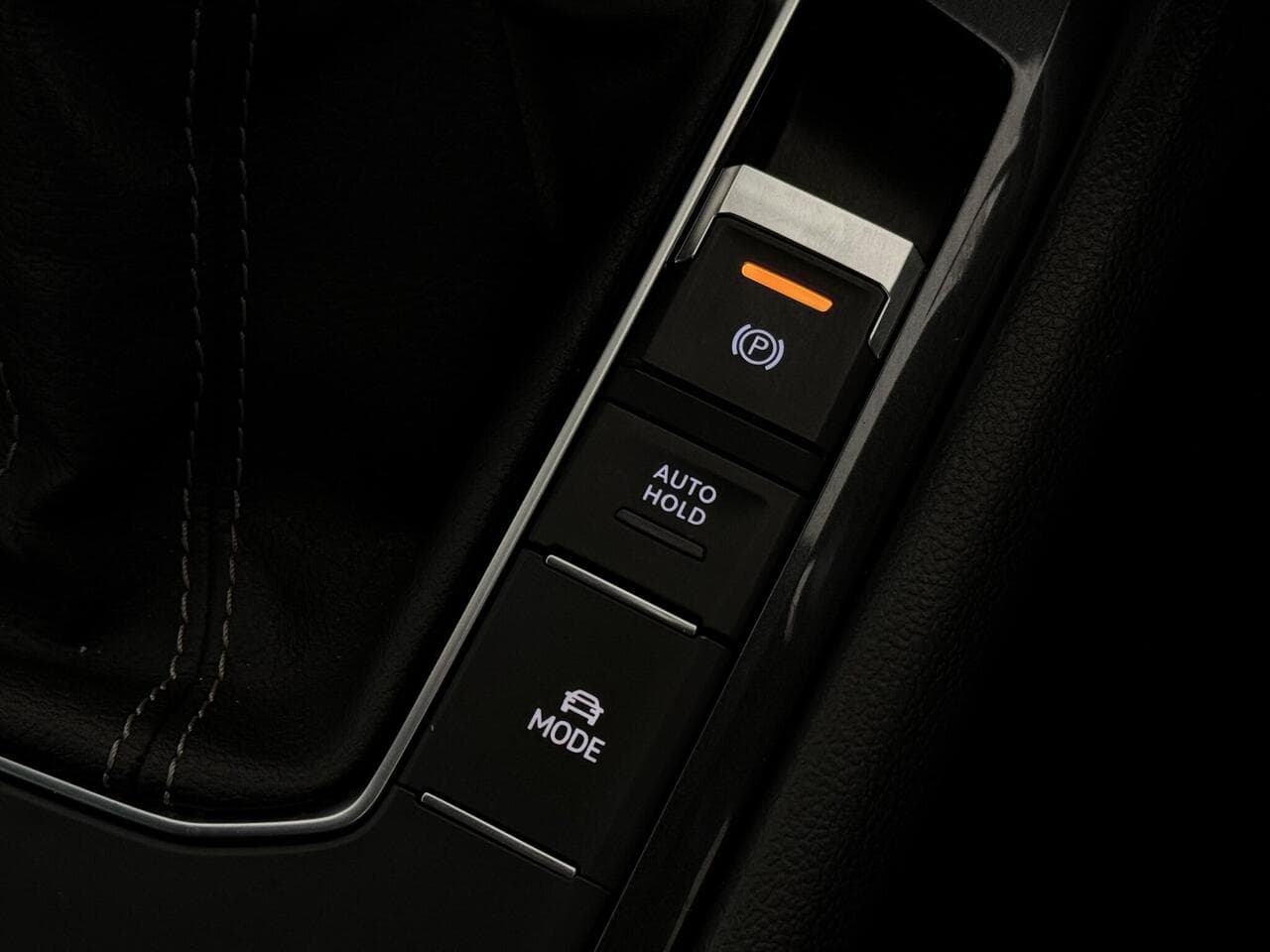 Volkswagen Tiguan thumbnail Misc Controls