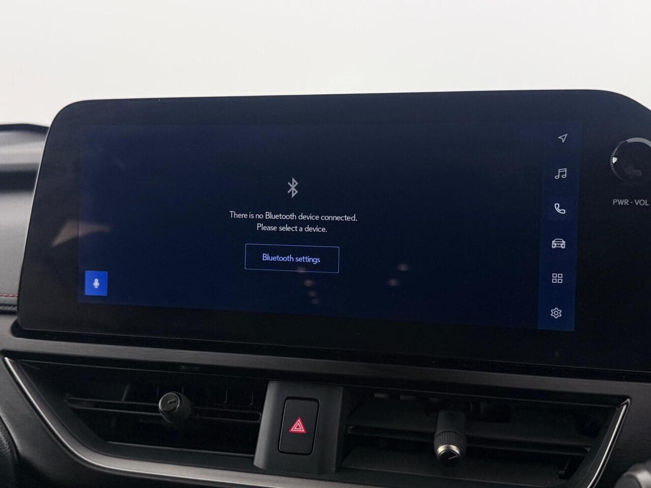 Lexus UX thumbnail Infotainment System