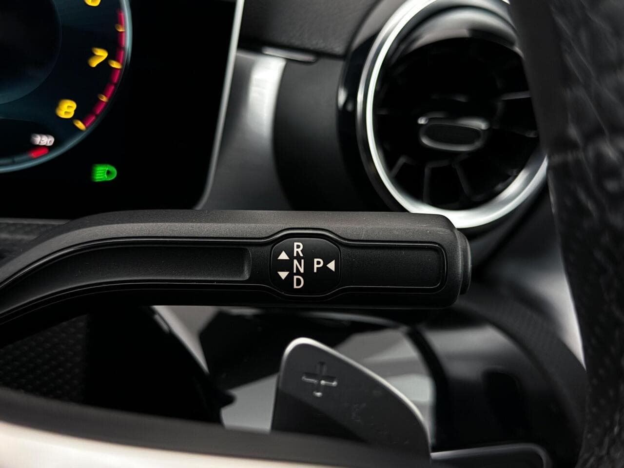 Mercedes-Benz CLA thumbnail Misc Controls