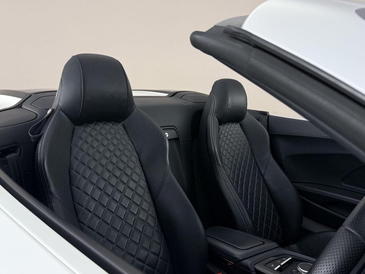 Audi R8 thumbnail Inconclusive