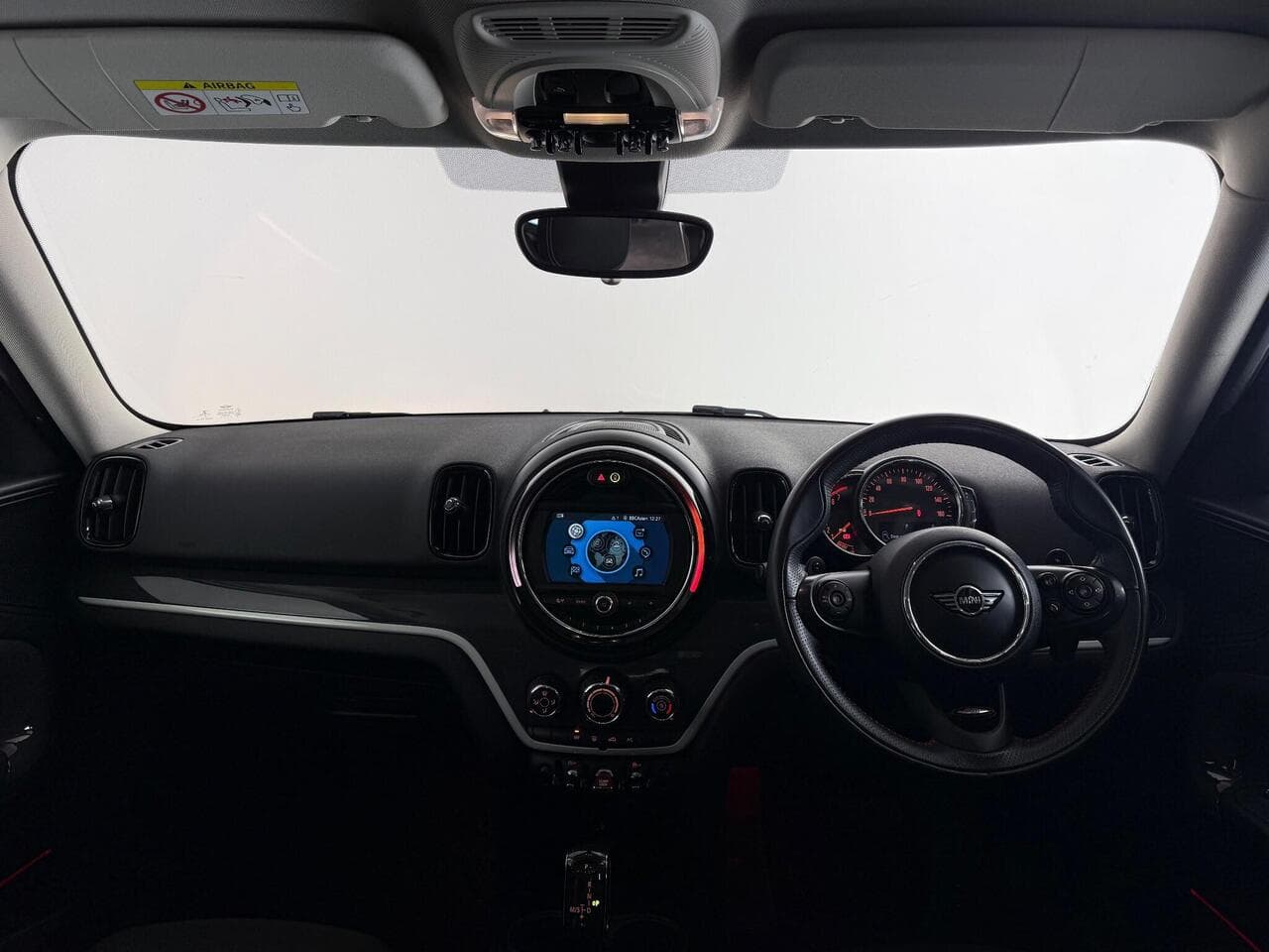 MINI Countryman thumbnail Interior Front