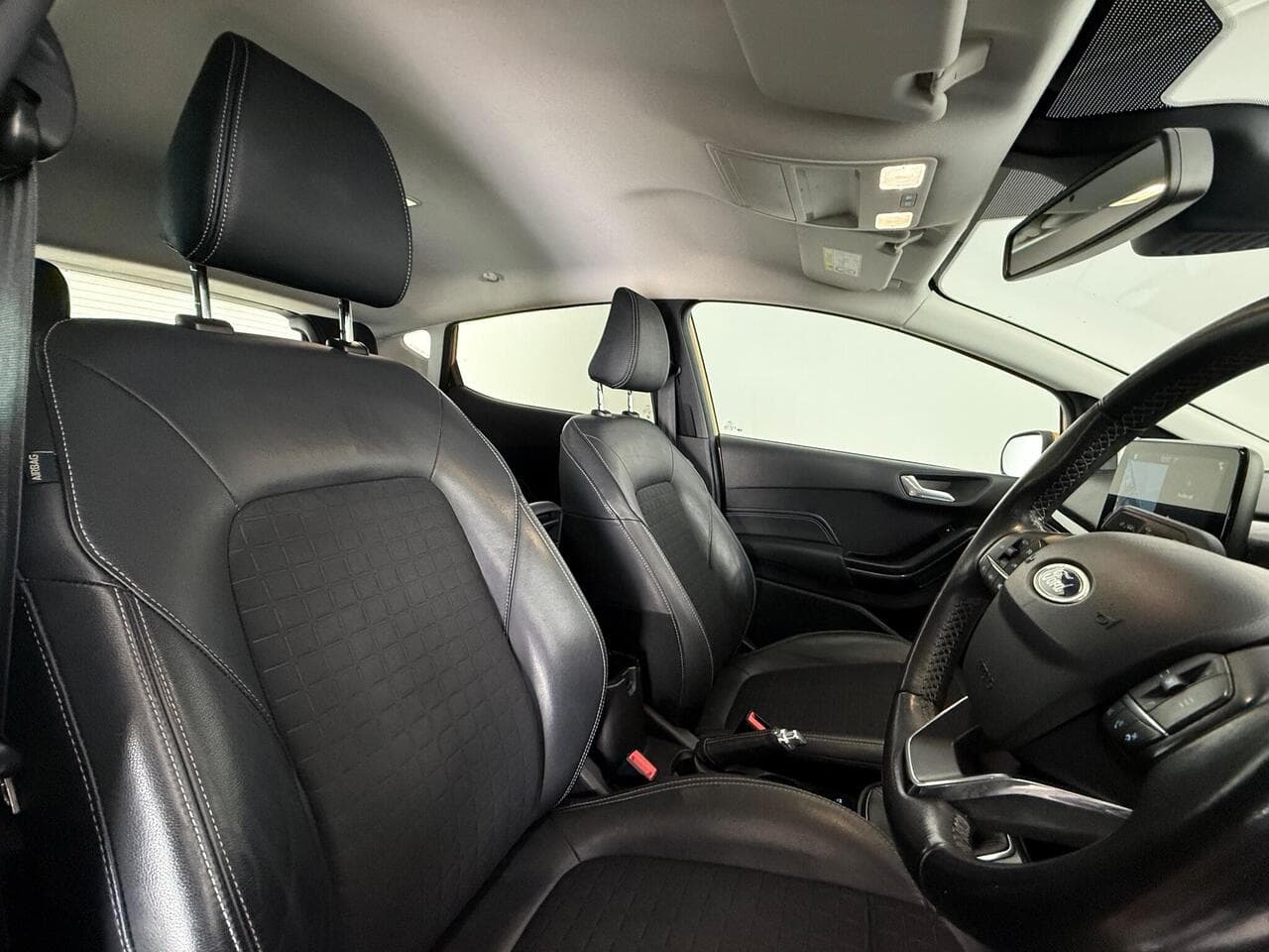 Ford Fiesta thumbnail Seat Driver