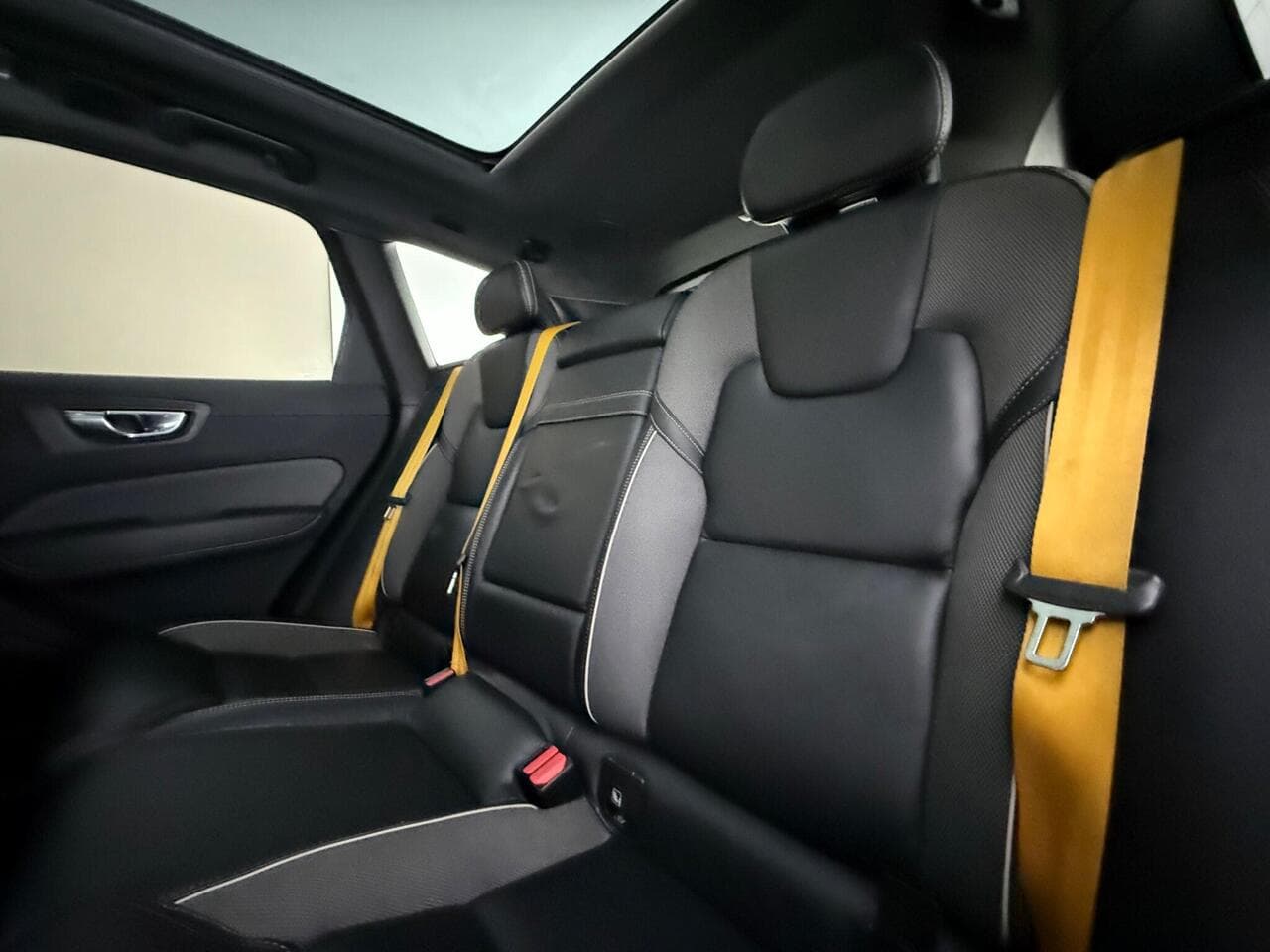 Volvo XC60 thumbnail Seats Rear