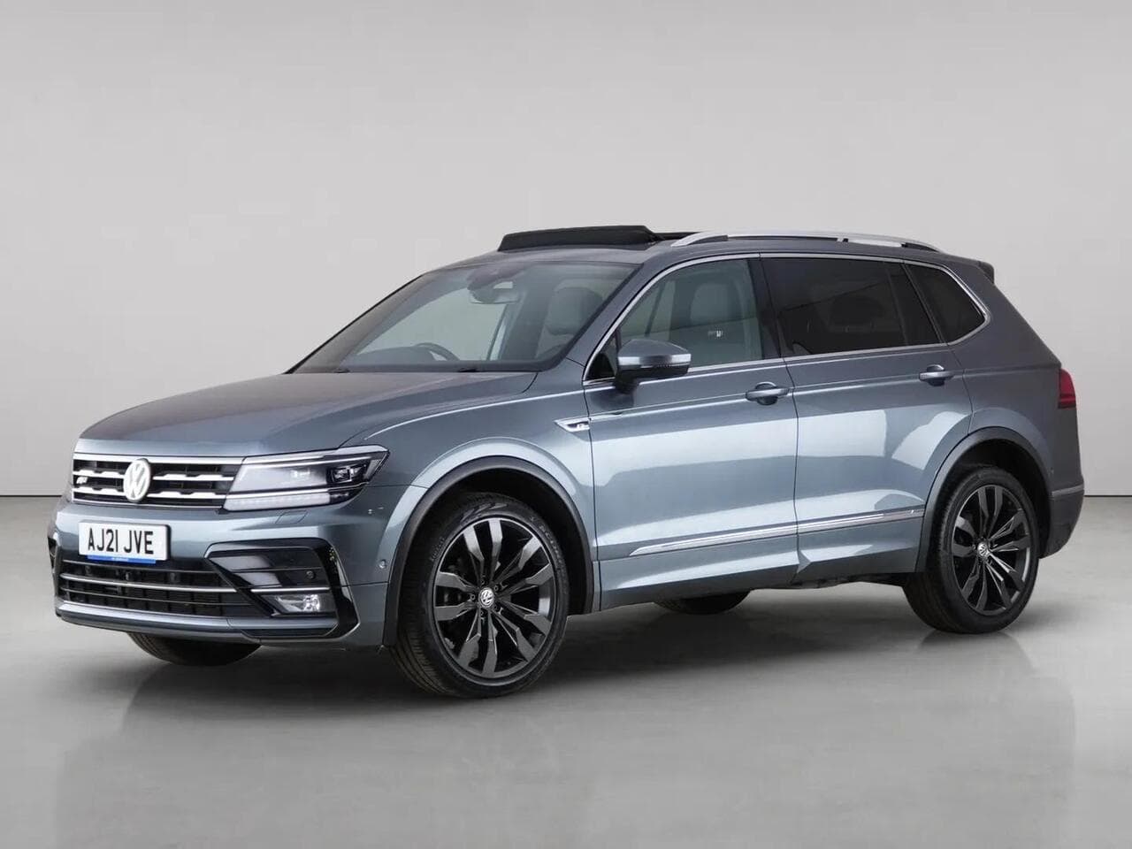 Volkswagen Tiguan Allspace thumbnail Front Left