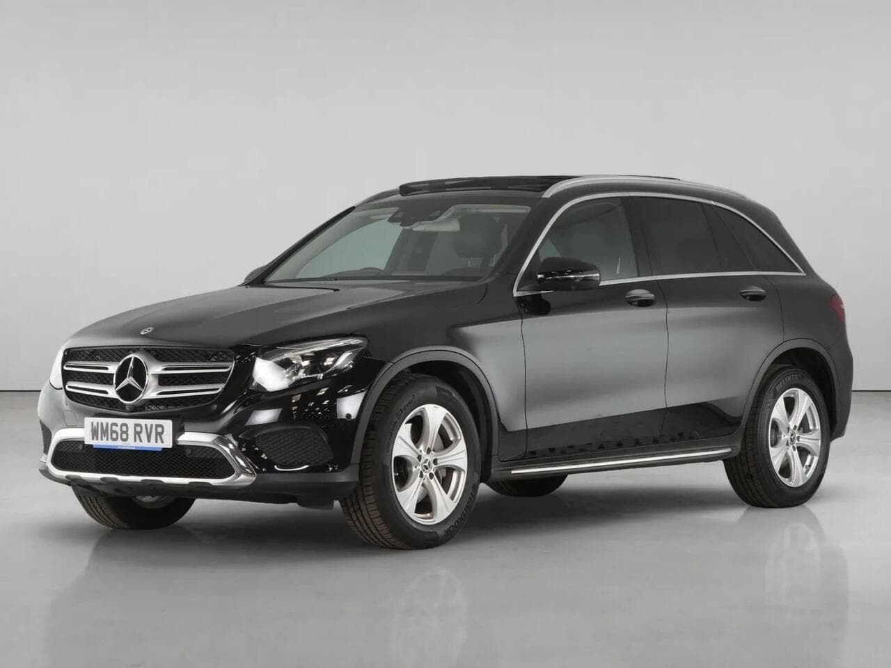 Mercedes-Benz GLC thumbnail Front Left