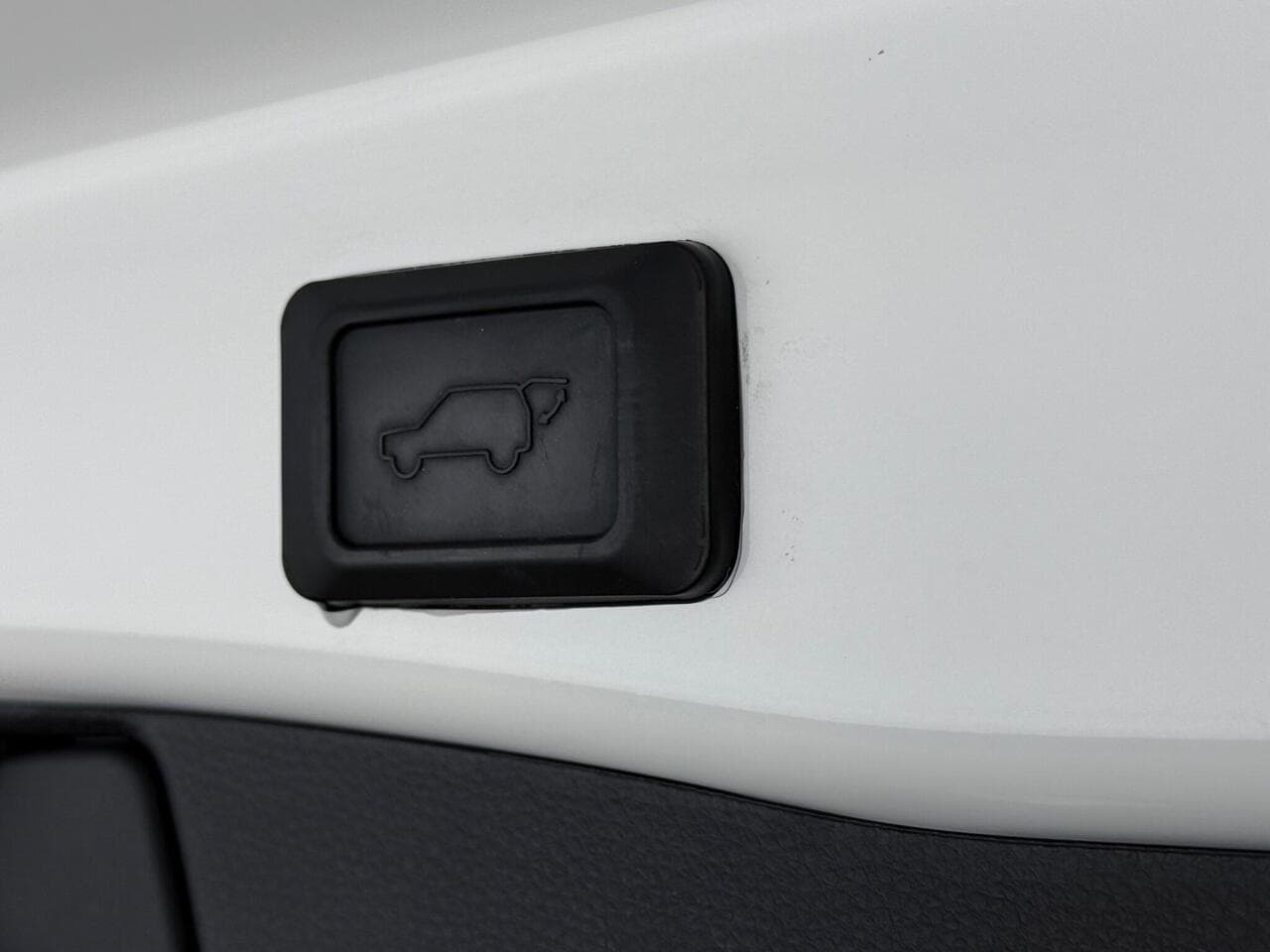 Toyota RAV4 thumbnail Inconclusive
