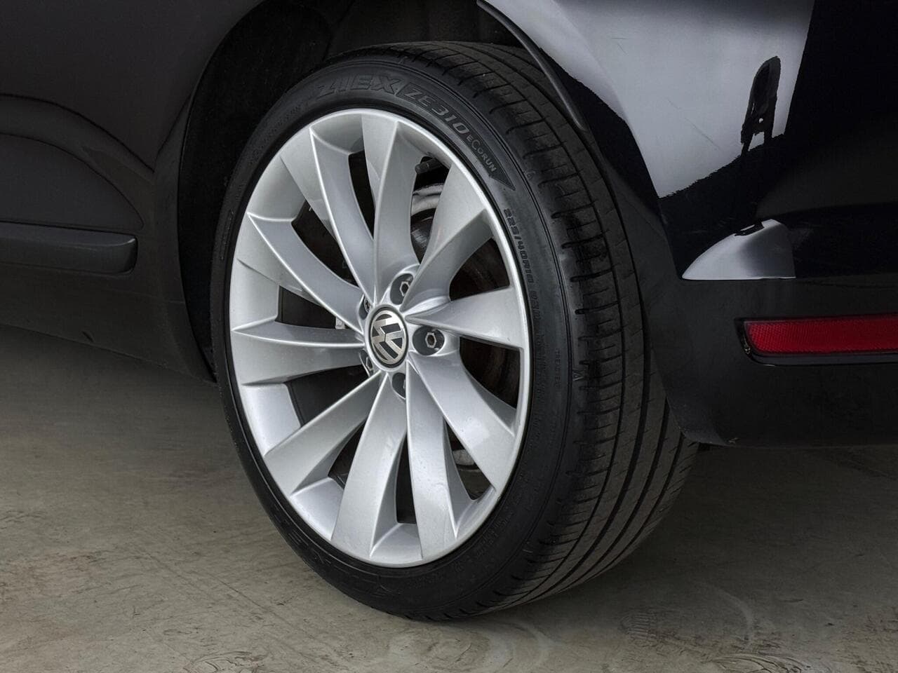Volkswagen Scirocco thumbnail Wheel