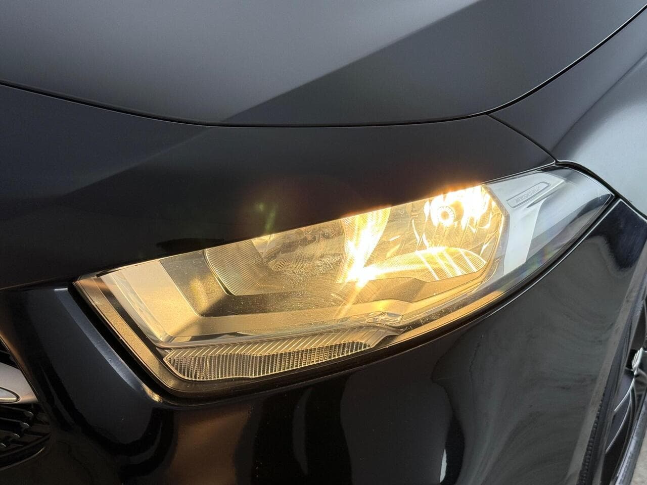 Mercedes-Benz A Class thumbnail Lights Front