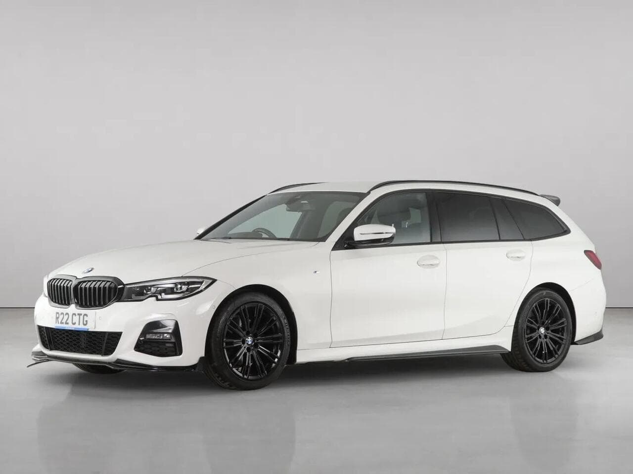 BMW 3 Series thumbnail Front Left