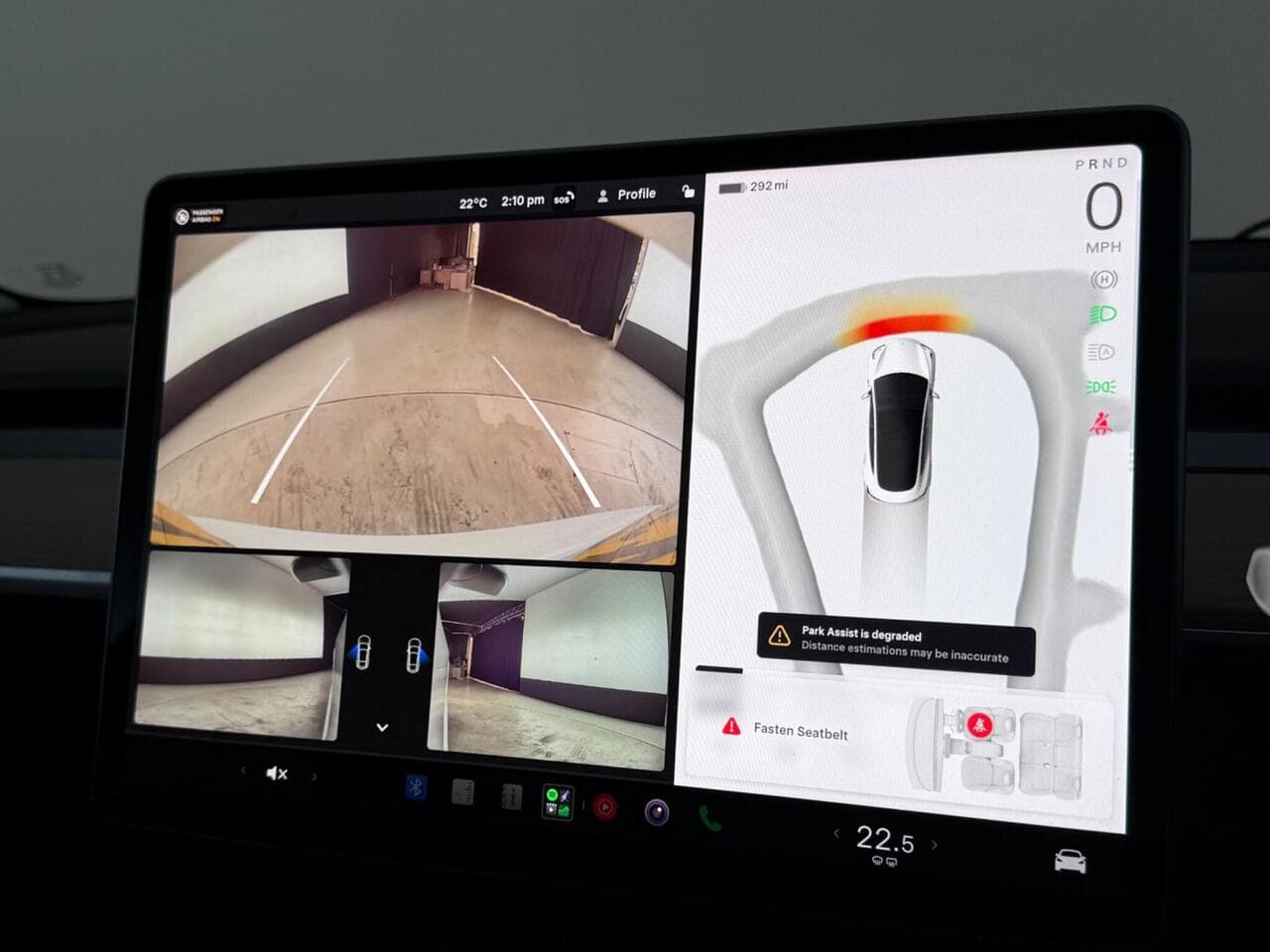 Tesla Model 3 thumbnail Infotainment System