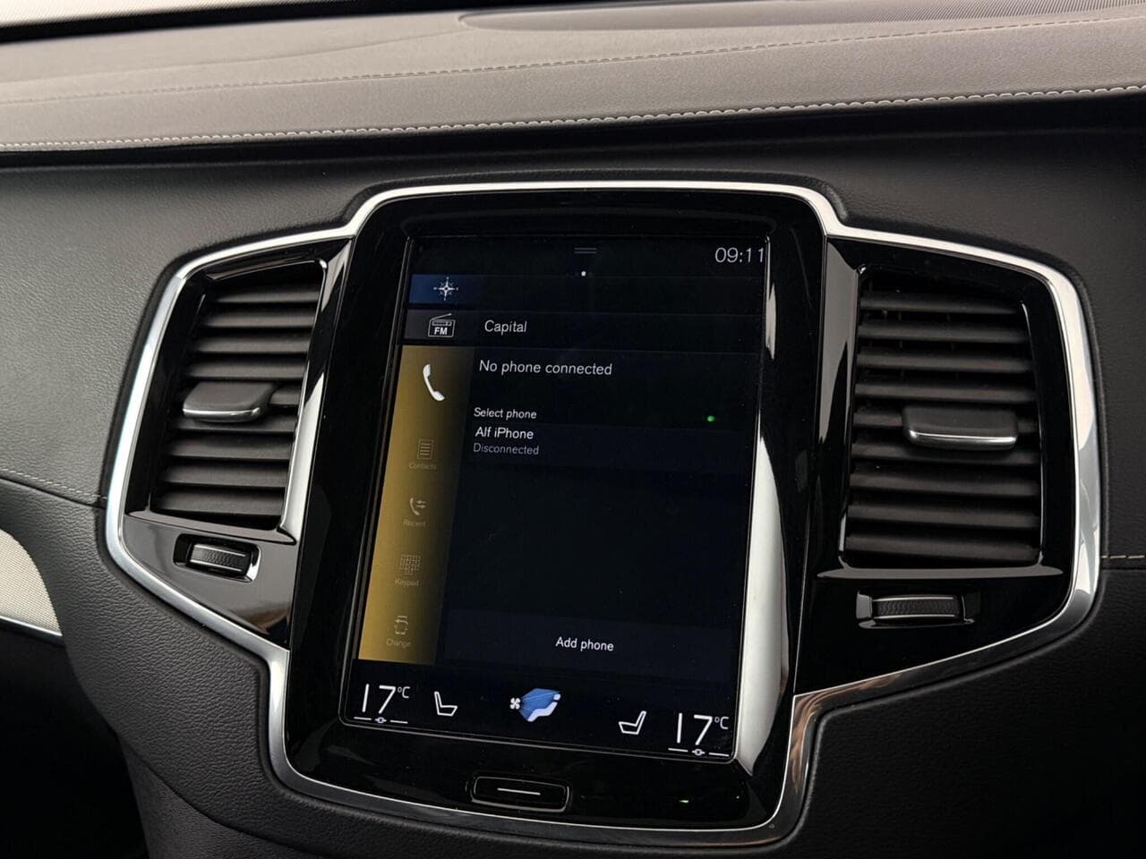 Volvo XC90 thumbnail Infotainment System