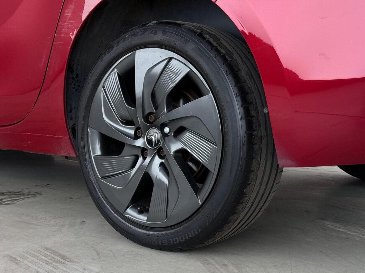 Citroen Grand C4 Picasso thumbnail Wheel