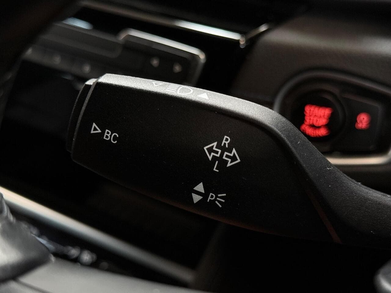 BMW 2 Series Active Tourer thumbnail Misc Controls
