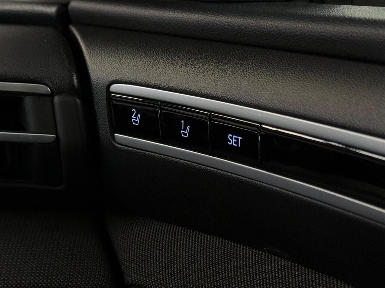 Hyundai TUCSON thumbnail Misc Controls