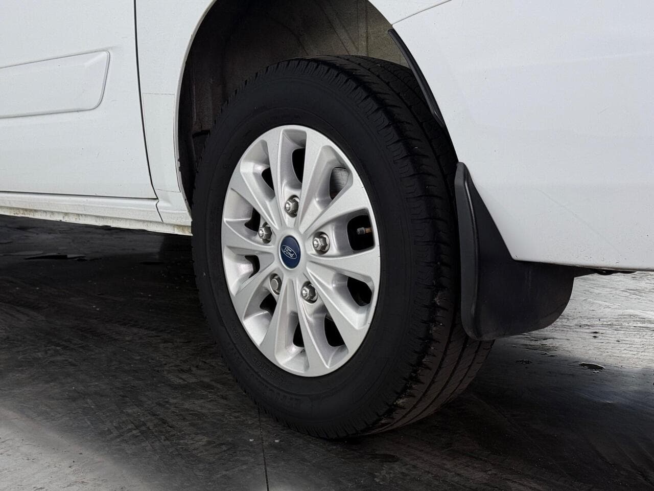 Ford Transit Custom thumbnail Wheel
