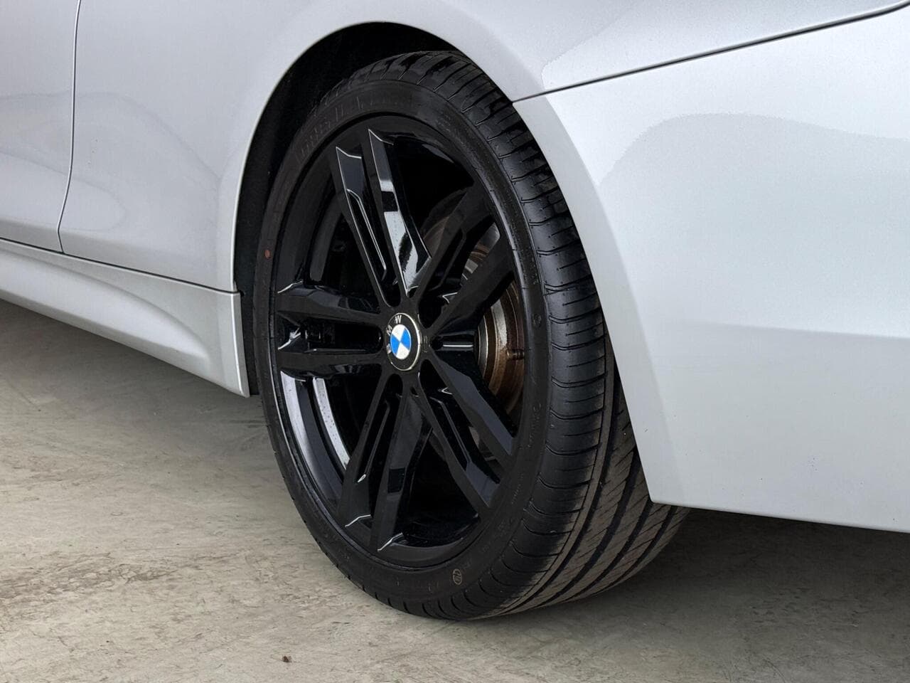BMW 4 Series thumbnail Wheel