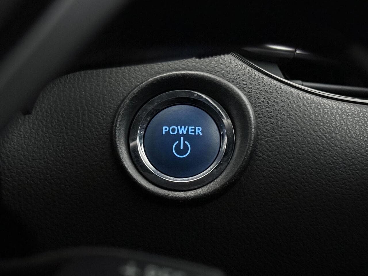Toyota C-HR thumbnail Misc Controls