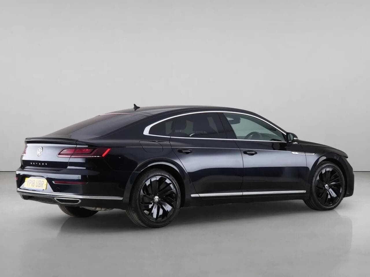 Volkswagen Arteon thumbnail Rear Right