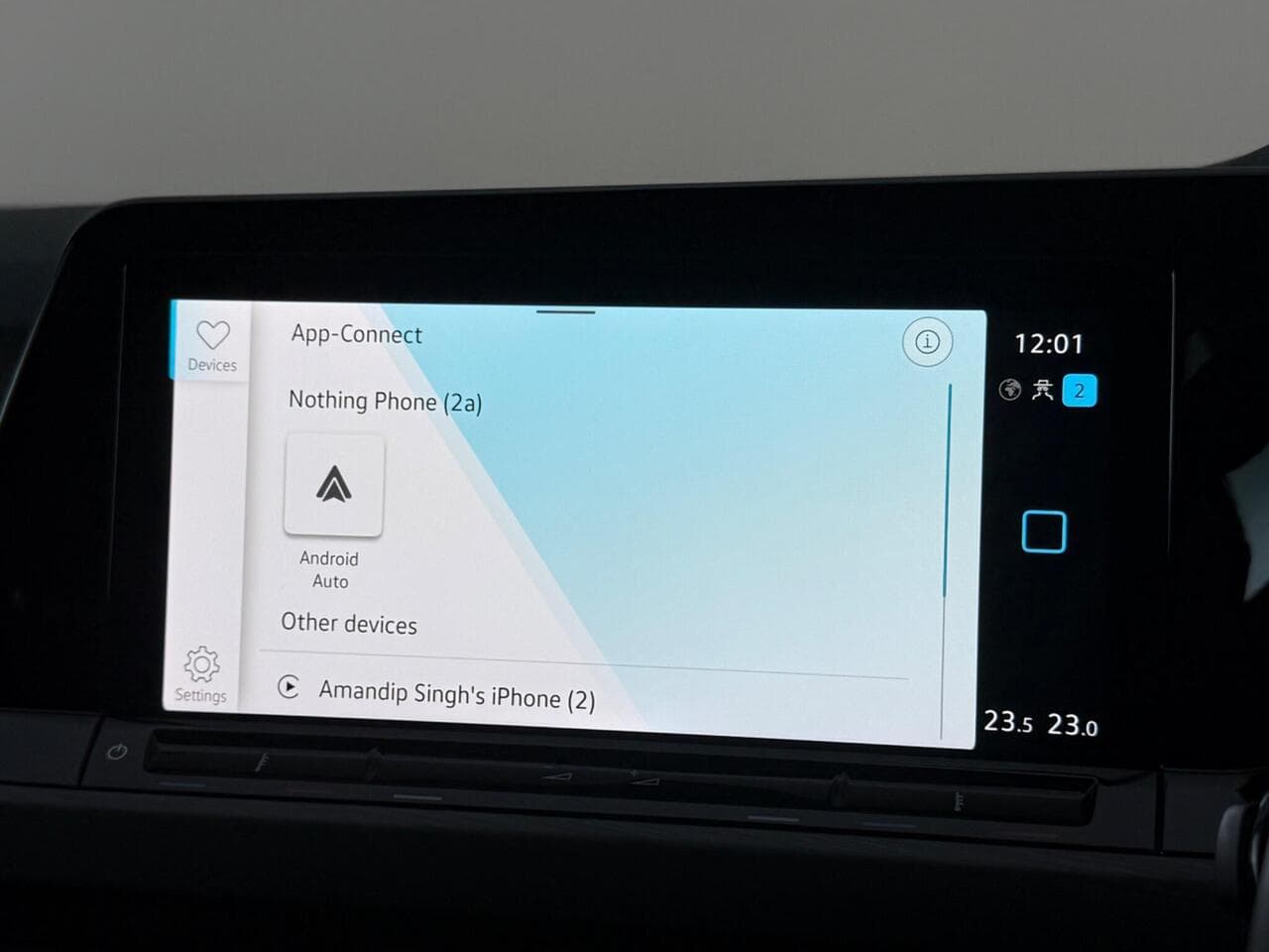 Volkswagen Golf thumbnail Infotainment System