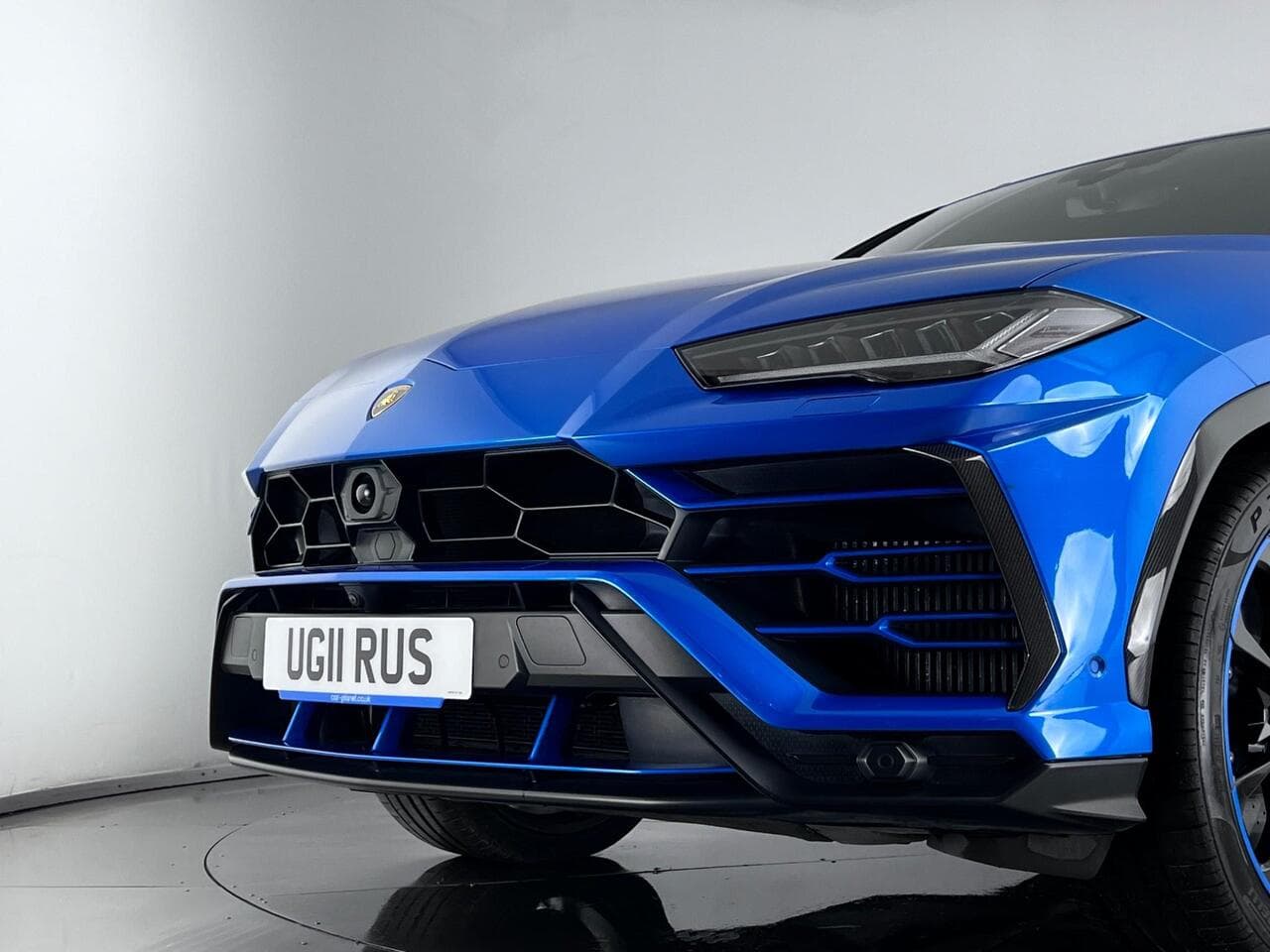 Lamborghini Urus thumbnail Lights Front