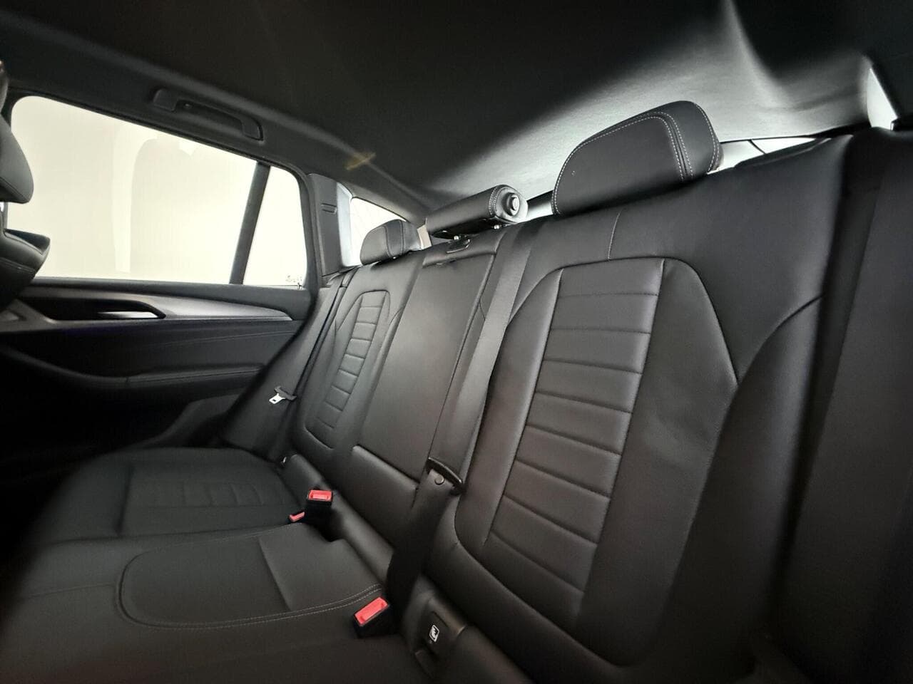 BMW X3 thumbnail Seats Rear