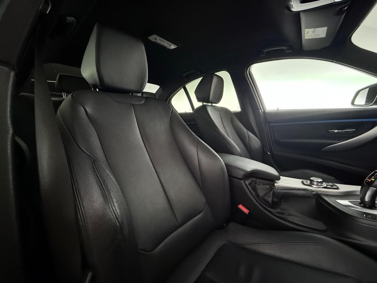 BMW 3 Series thumbnail Seat Driver