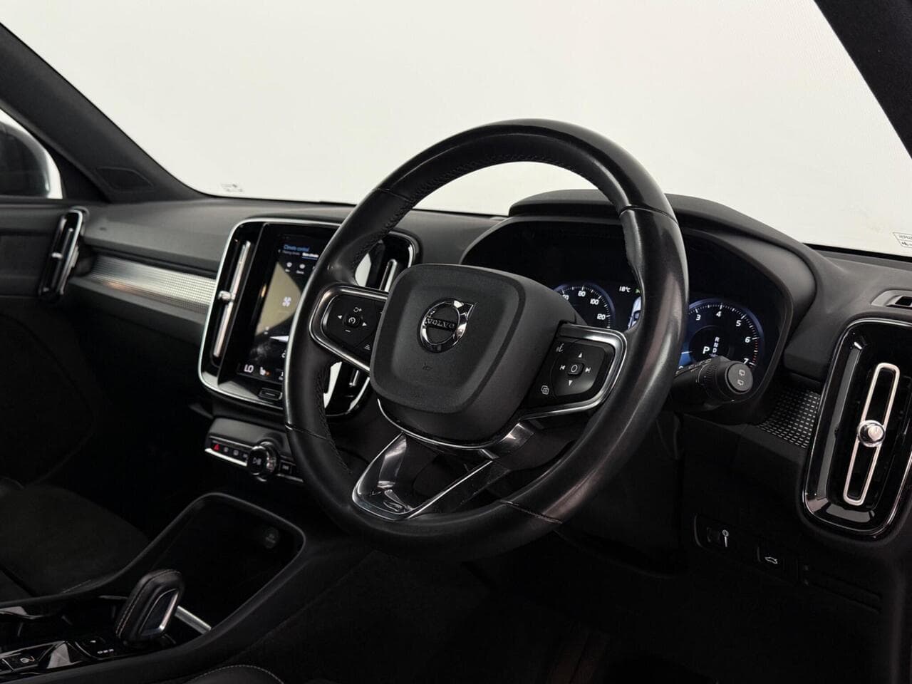 Volvo XC40 thumbnail Interior Front
