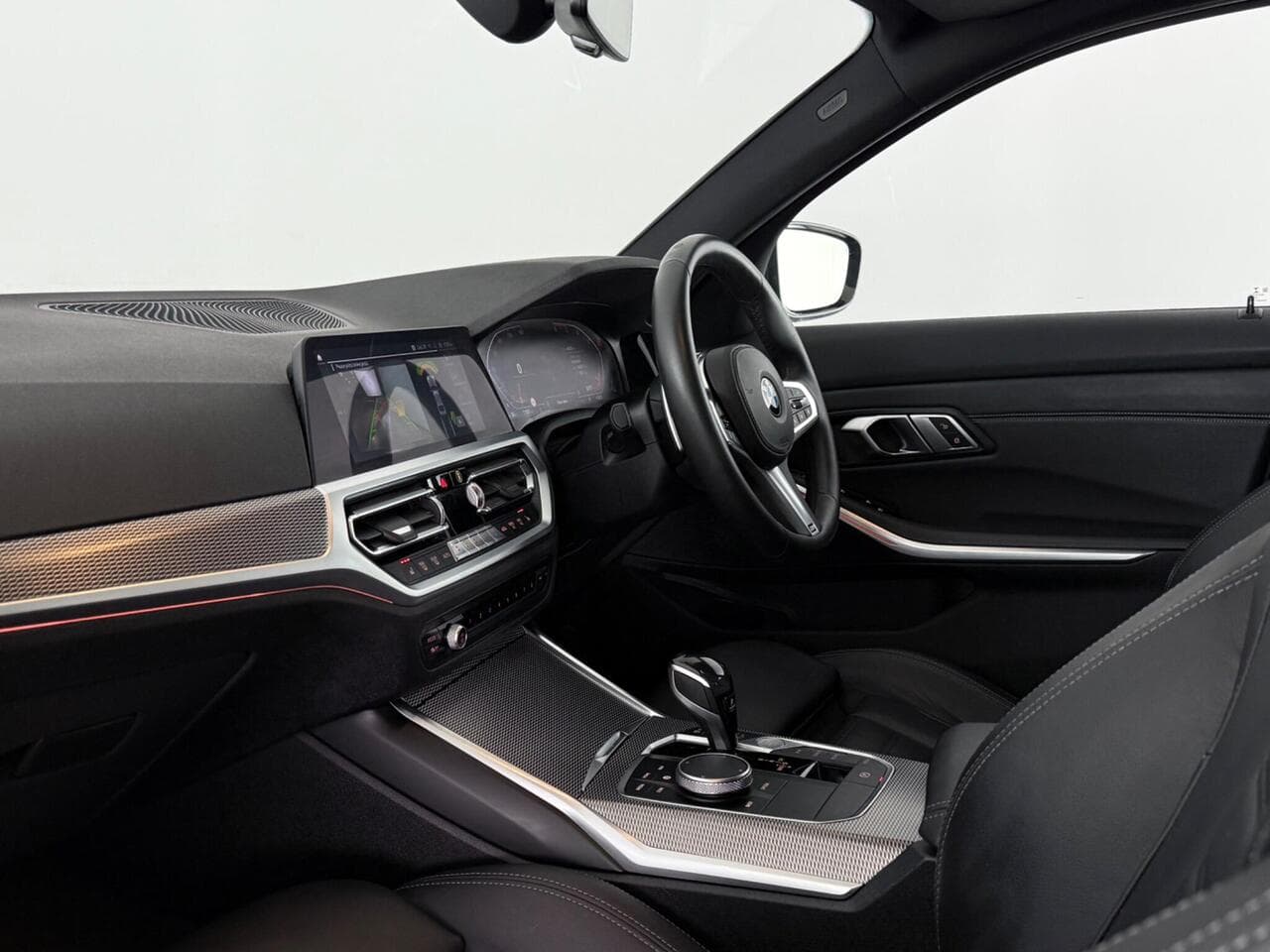 BMW 3 Series thumbnail Interior Front