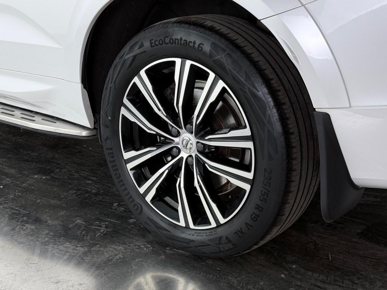Volvo XC60 thumbnail Wheel