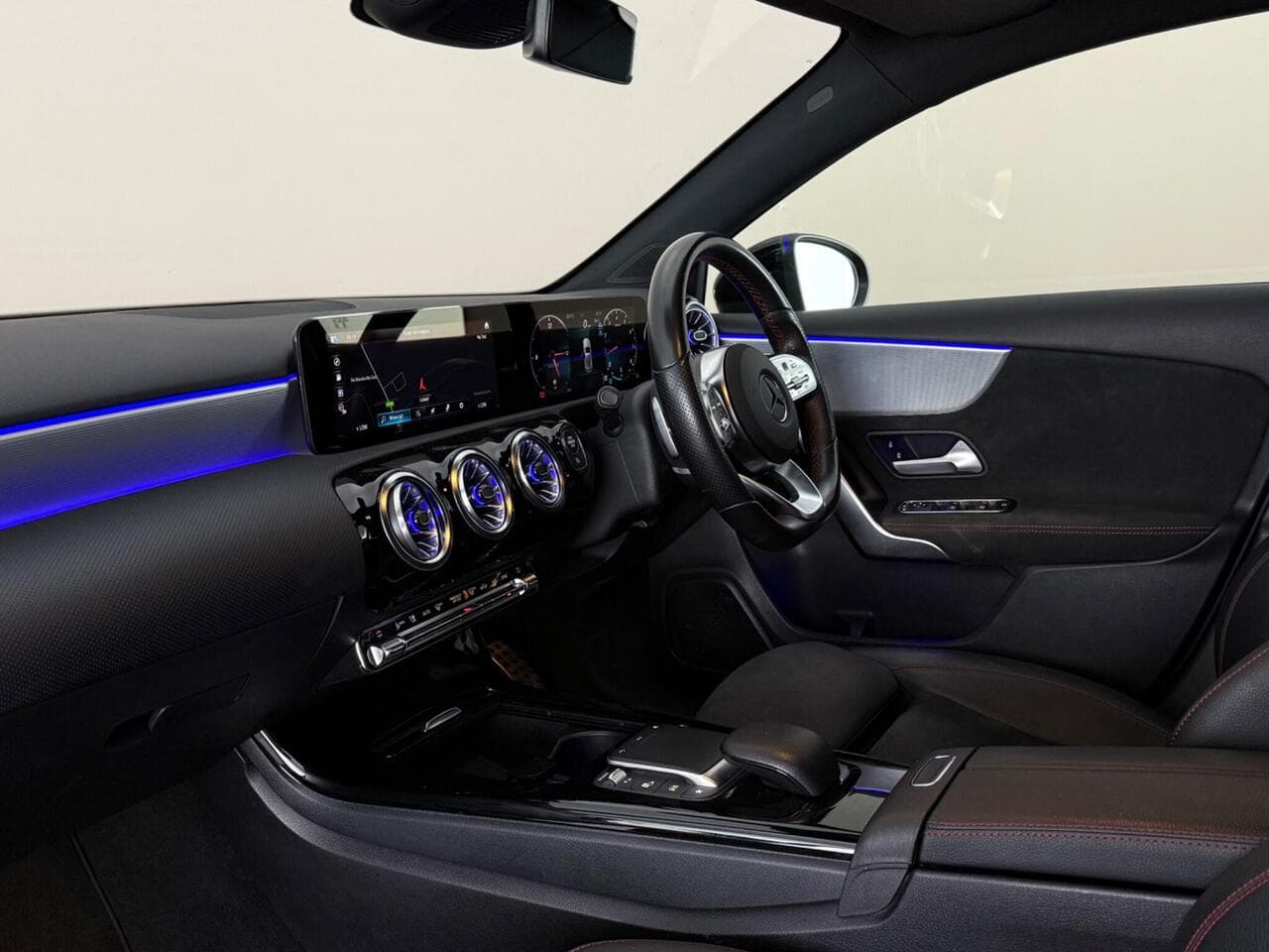 Mercedes-Benz A Class thumbnail Interior Front