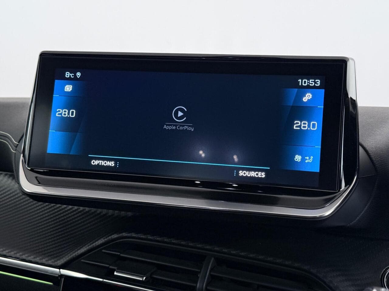 Peugeot 208 thumbnail Infotainment System