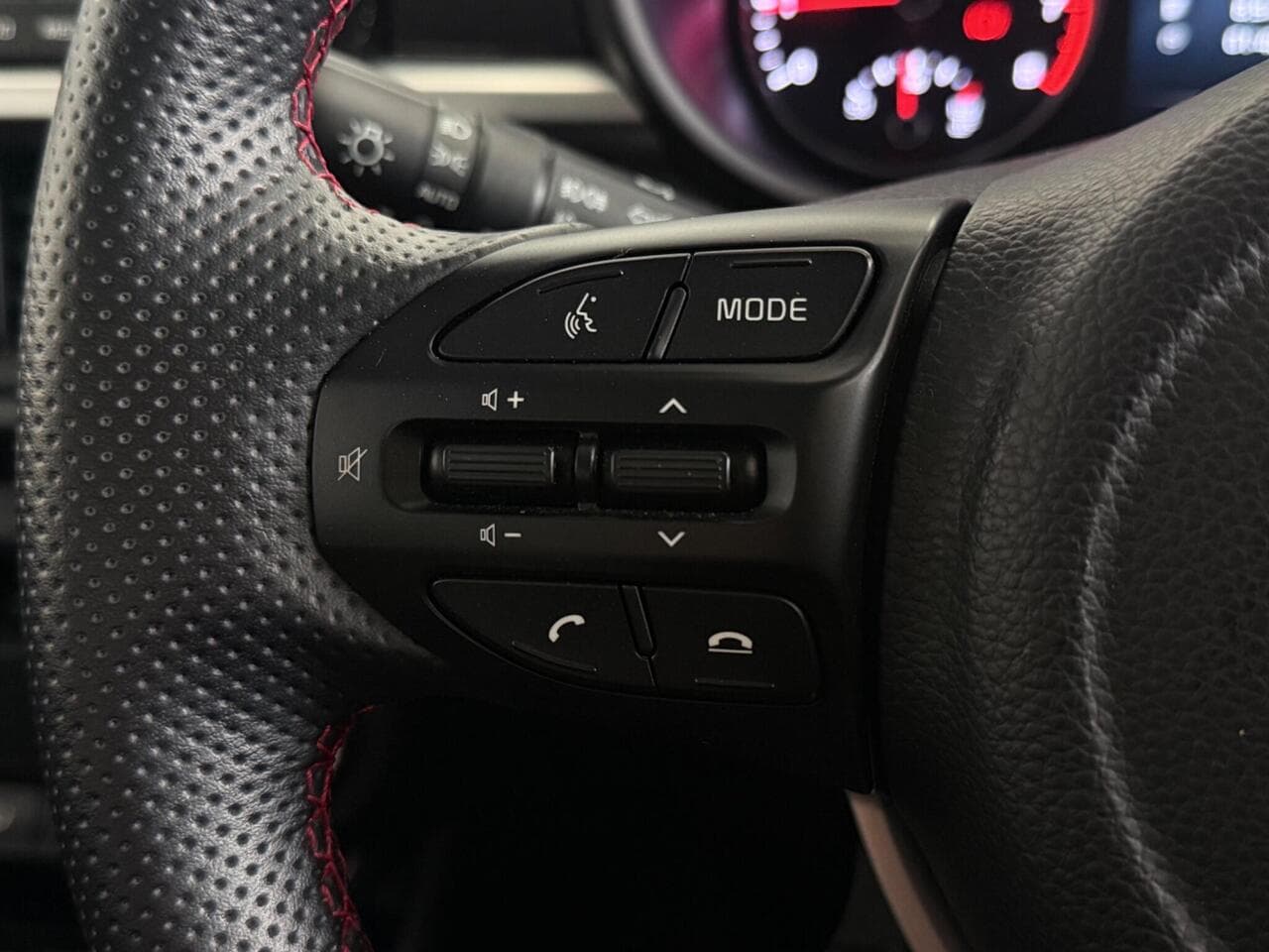 Kia Picanto thumbnail Misc Controls