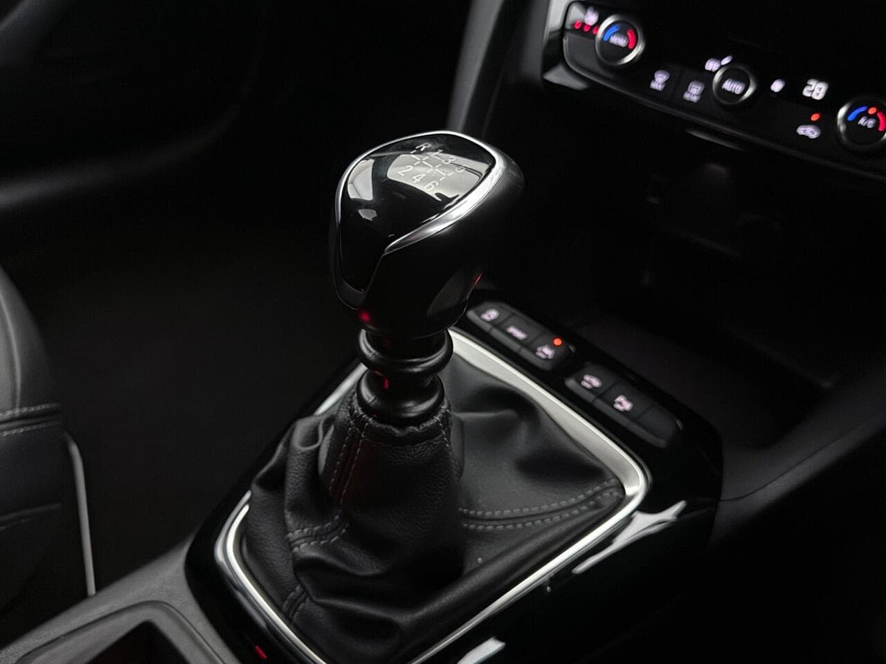 Vauxhall Corsa thumbnail Interior Front