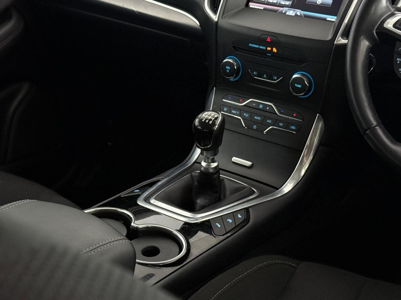 Ford S-Max thumbnail Interior Front