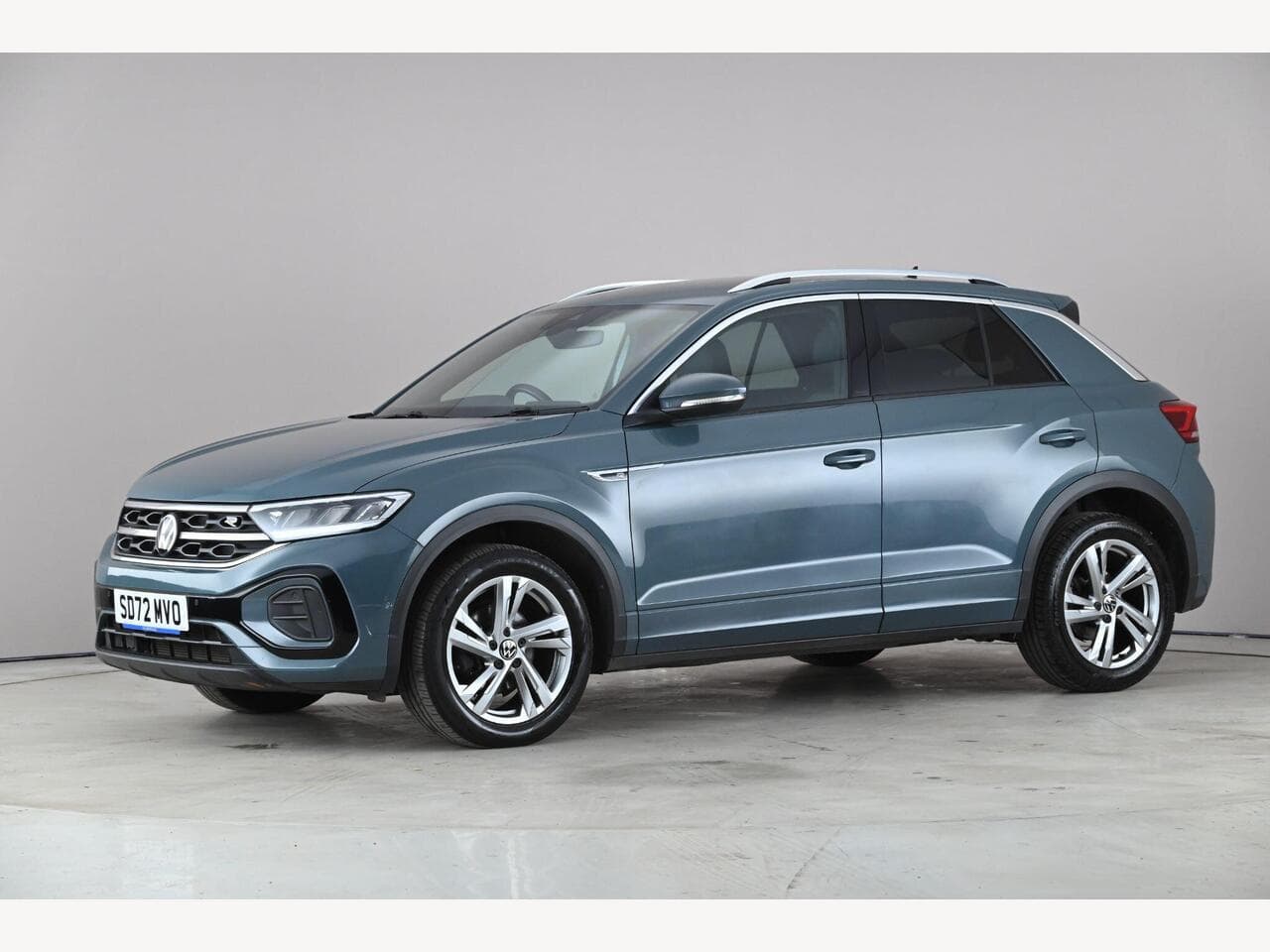 Volkswagen T-Roc thumbnail Front Left