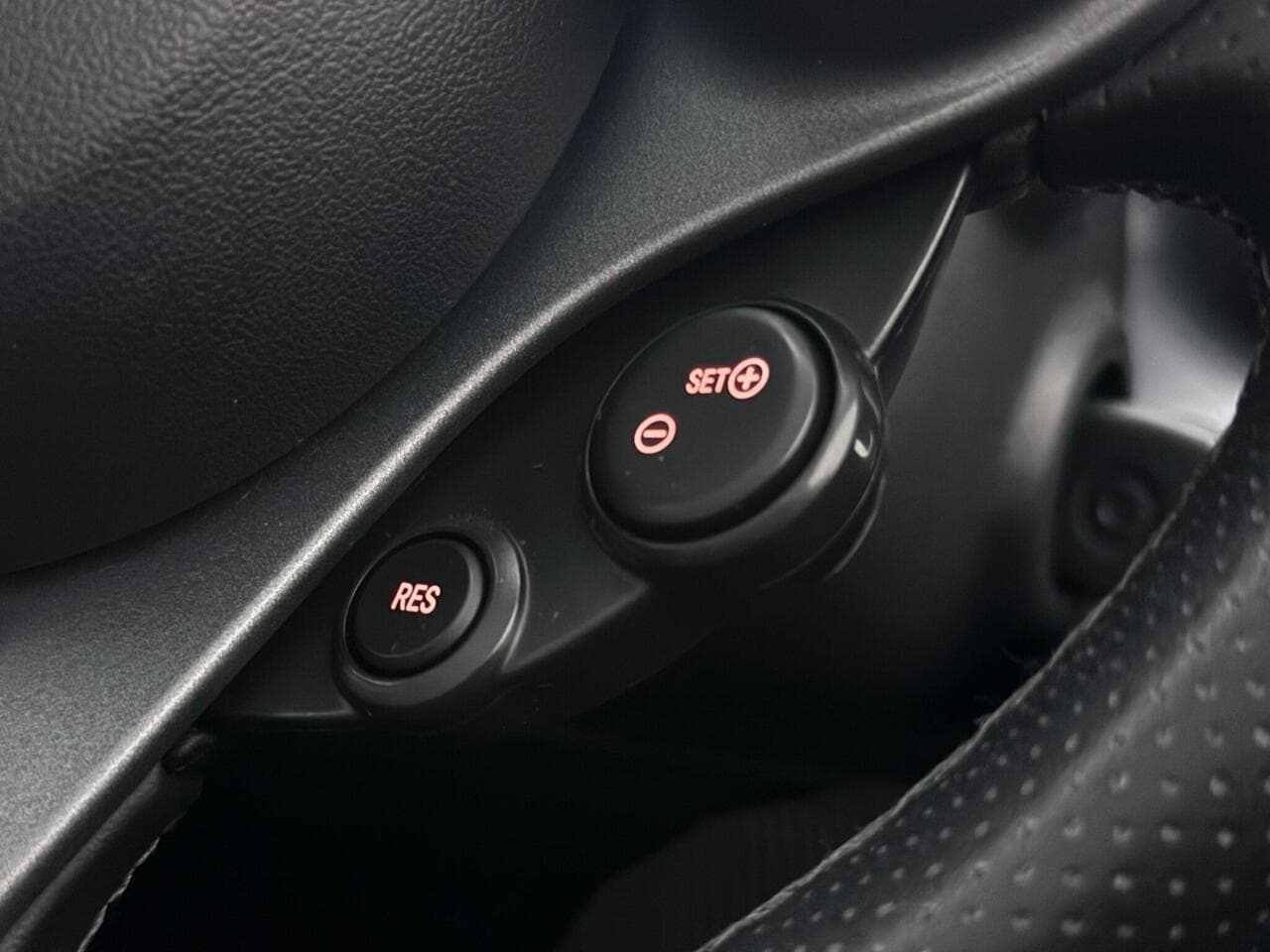 Smart forfour thumbnail Misc Controls