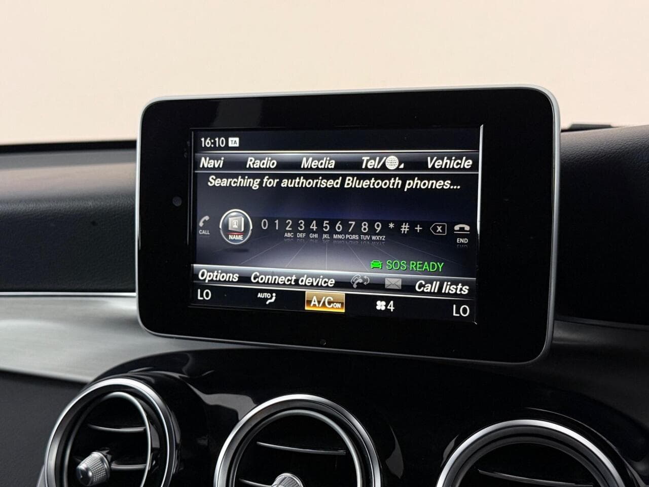 Mercedes-Benz GLC thumbnail Infotainment System