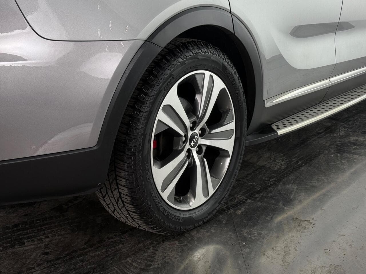 Kia Sorento thumbnail Wheel
