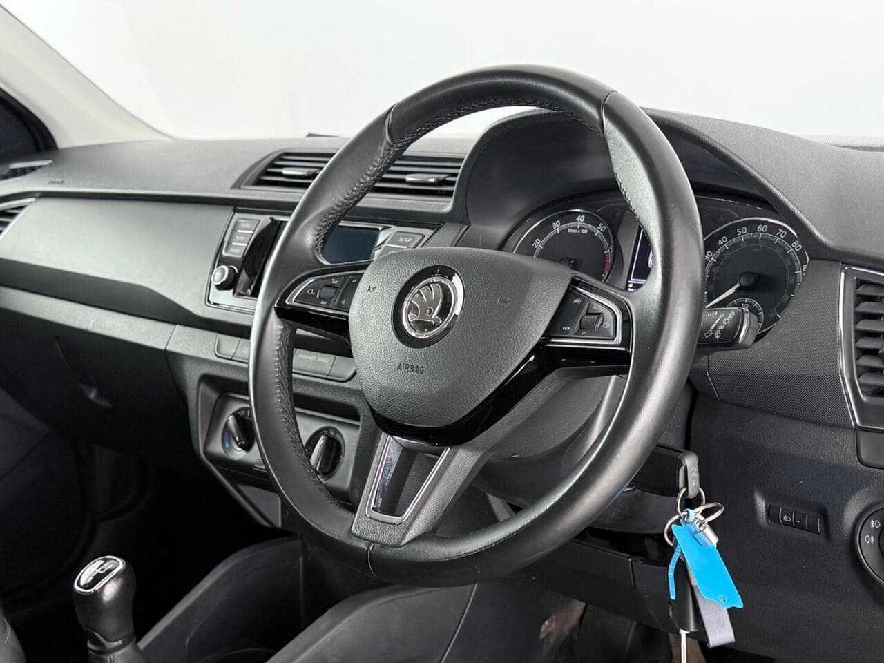 Skoda Fabia thumbnail Steering Wheel