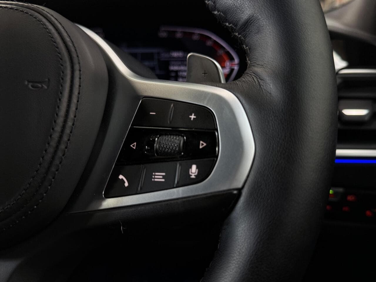 BMW 3 Series thumbnail Misc Controls